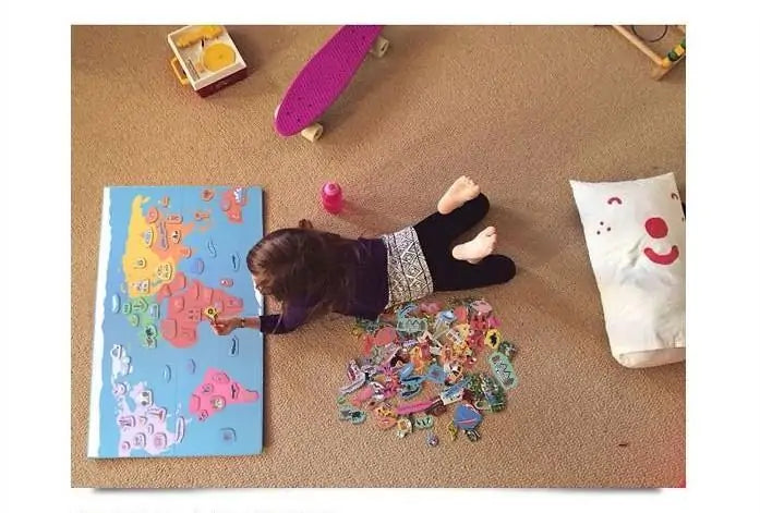 Hello World! Magnetic World Map - MD Store