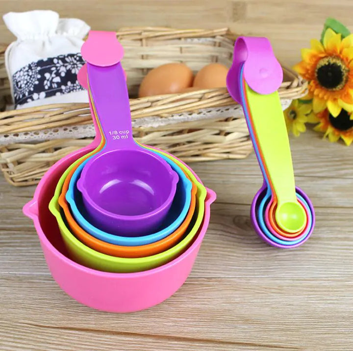 Colorful Plastic Measuring Spoons for Baking Tools