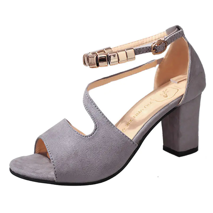 Modische Damen Sandalen mit dickem Mittelabsatz und Schnalle