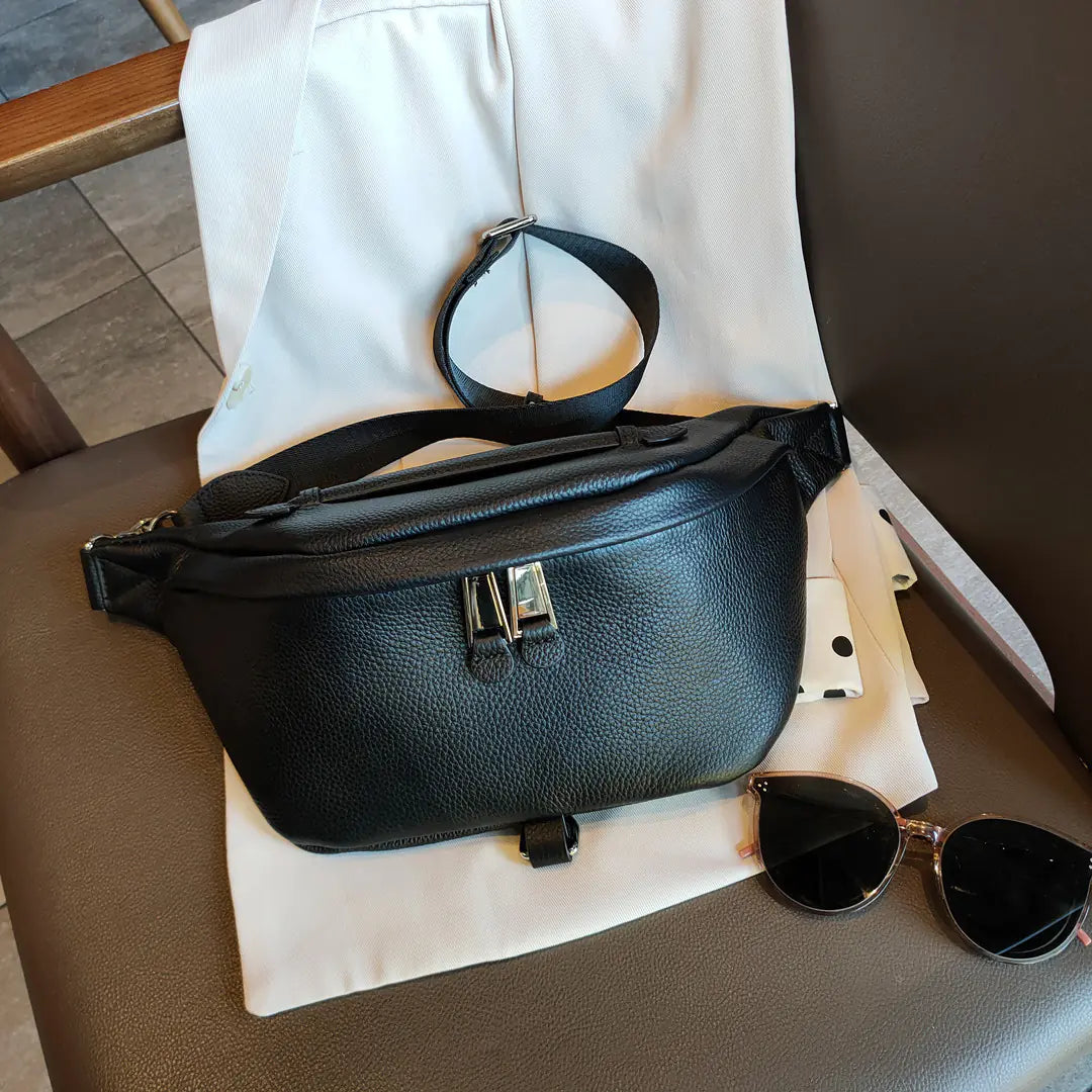 2020 New Women's Casual Crossbody Bag in Leather
