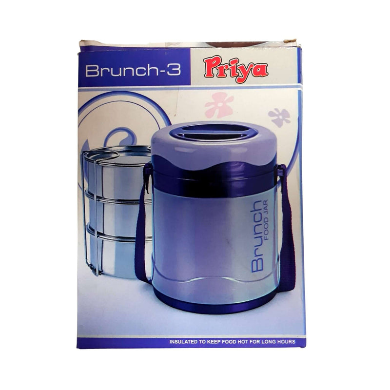 The Priya Brunch Food Jar is perfect for on-the-go meals. Featuring a secure lid, this jar has a capacity of 600ml, providing ample storage for your snacks. The insulated design keeps food and drinks at the right temperature. Enjoy your brunch anywhere!